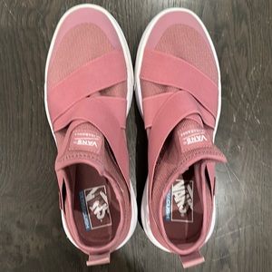 Vans UltraRange UltraCush - Women’s Size 10 (US)